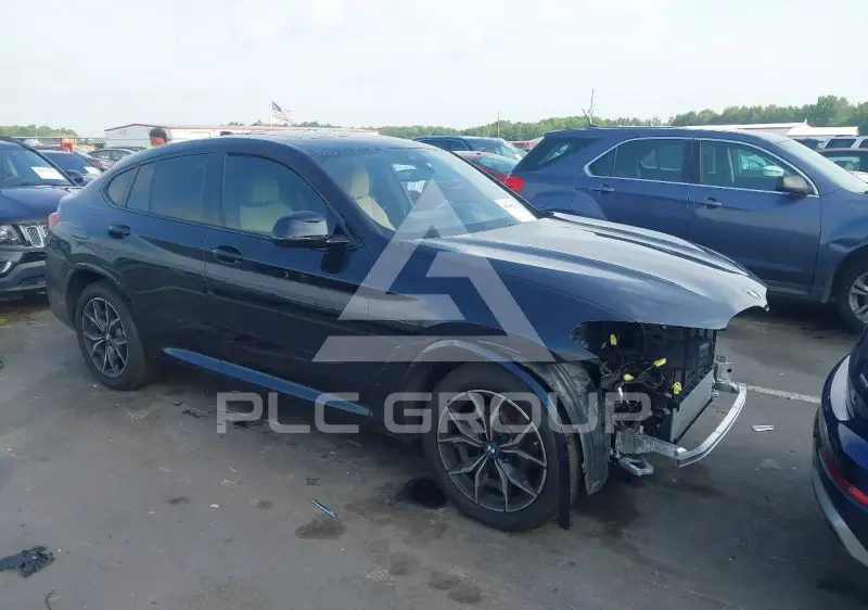 2025 BMW X4 photo