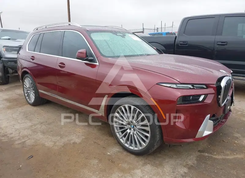 2025 BMW X7 фото