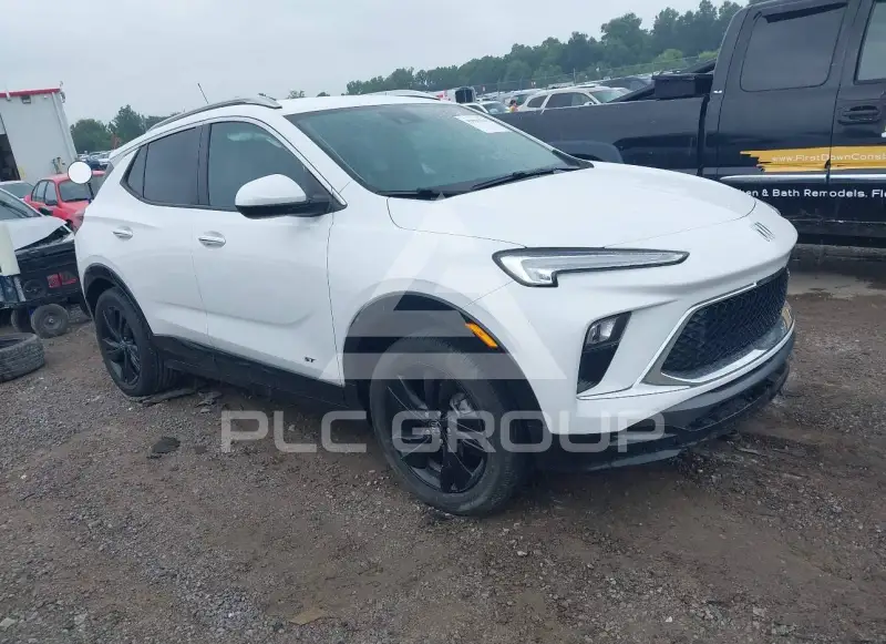 2025 Buick ENCORE photo