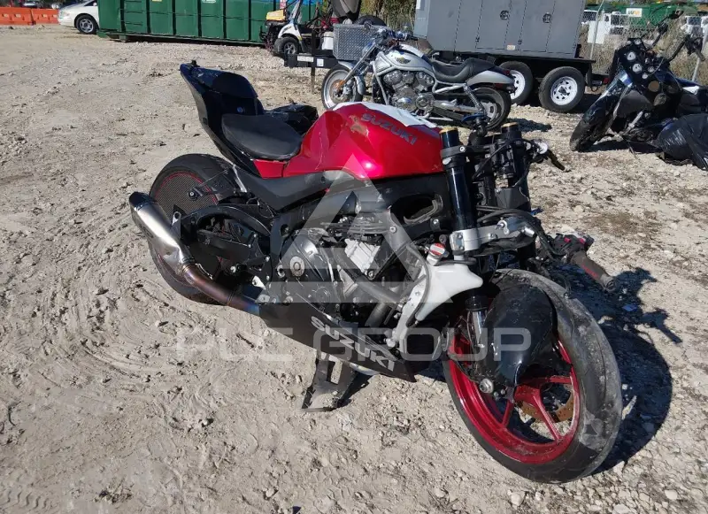 2025 Suzuki GSX photo