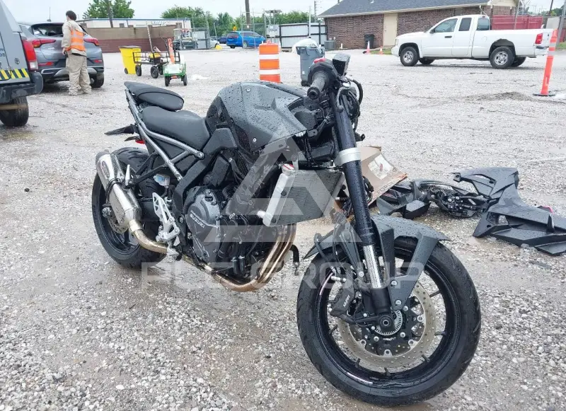 2025 Suzuki GSX фото