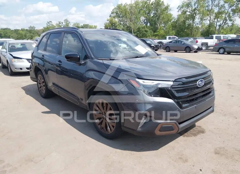 2025 Subaru Forester photo