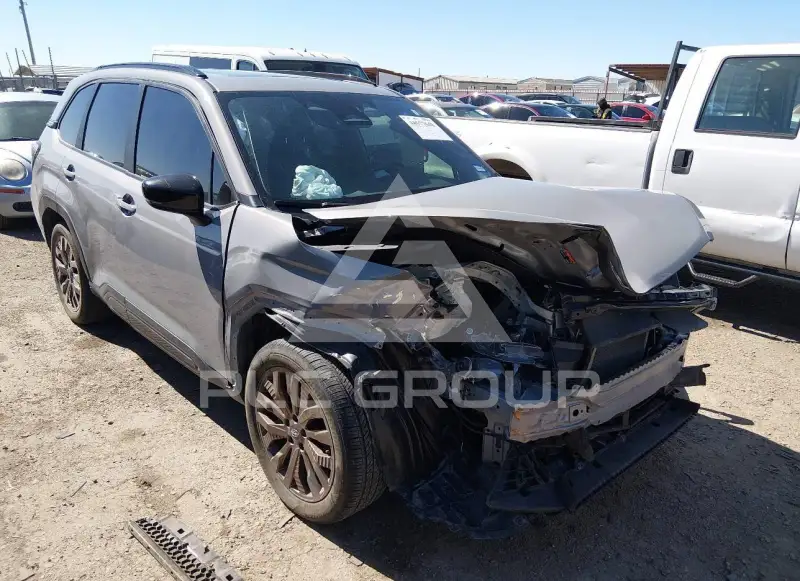 2025 Subaru Forester фото