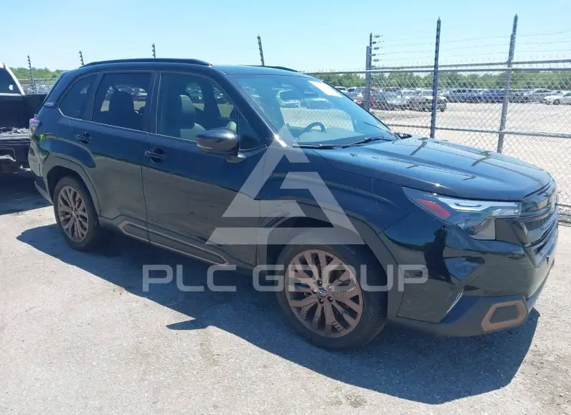 2025 Subaru Forester photo