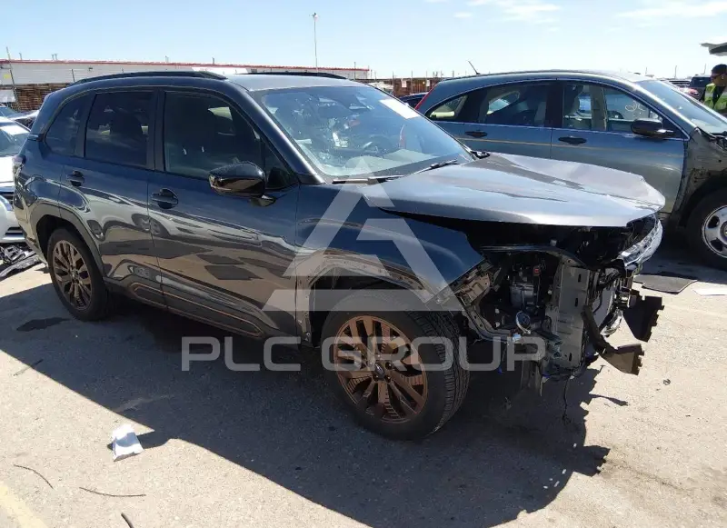 2025 Subaru Forester фото