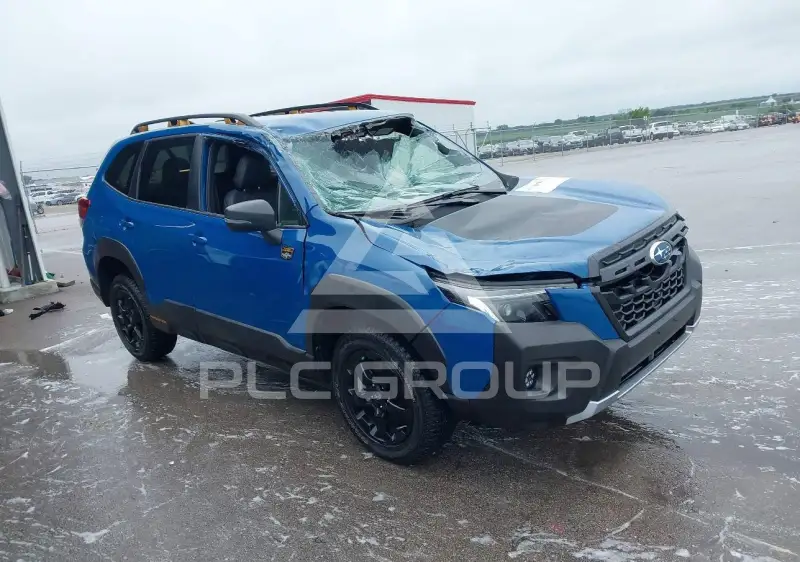 2025 Subaru Forester фото