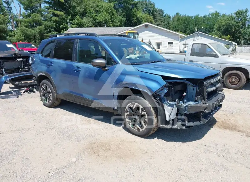 2025 Subaru Forester фото
