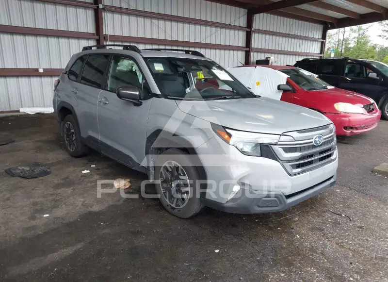 2025 Subaru Forester фото