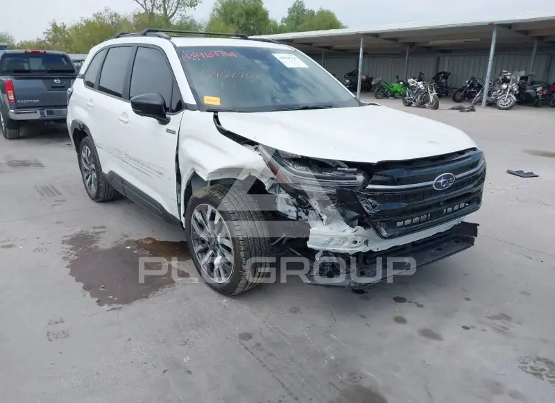 2025 Subaru Forester фото