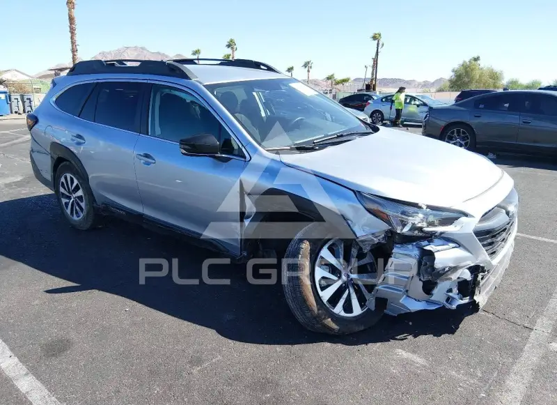 2025 Subaru Outback photo
