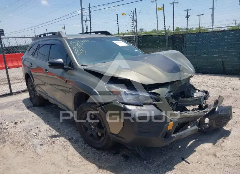 2025 Subaru Outback photo