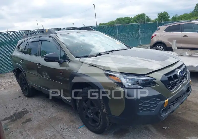 2025 Subaru Outback photo