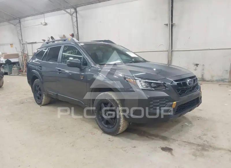 2025 Subaru Outback photo
