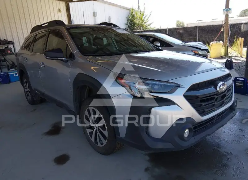 2025 Subaru Outback photo