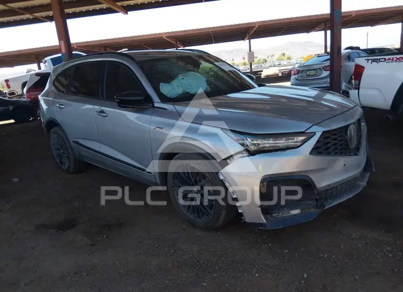 2025 Acura MDX photo