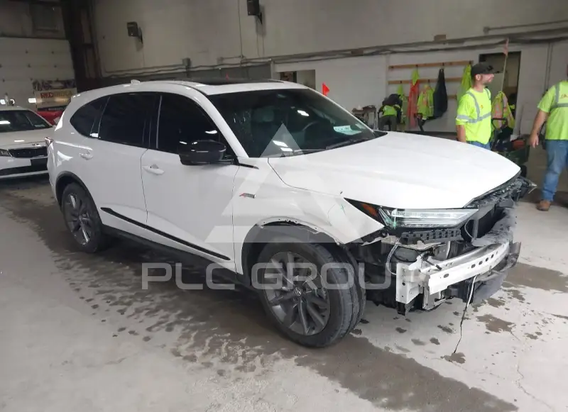 2025 Acura MDX photo