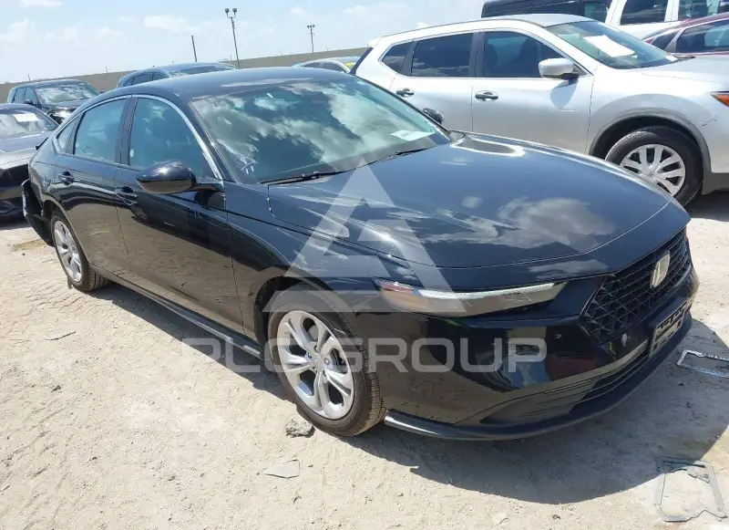 2025 Honda Accord photo