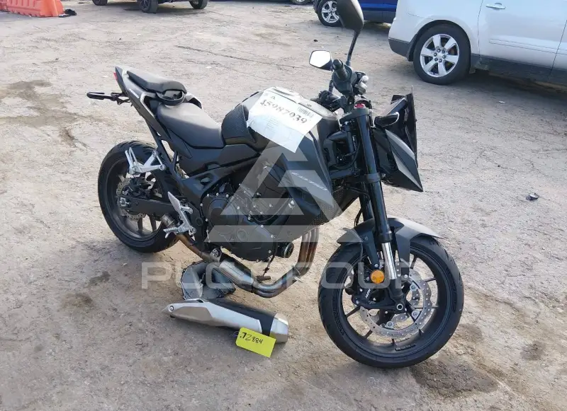 2025 Honda CB750 фото
