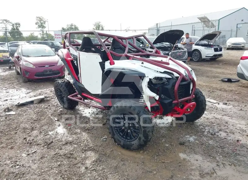 2025 Honda SXS1000 фото