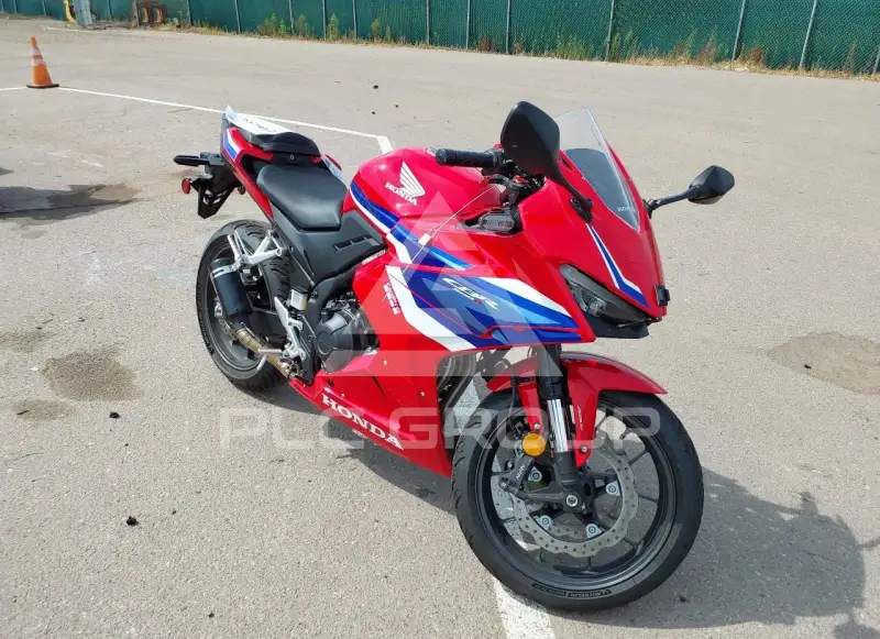 2025 Honda CBR500 фото
