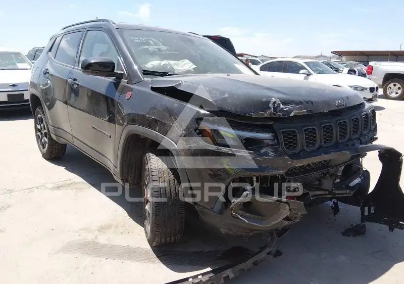 2025 Jeep COMPASS фото