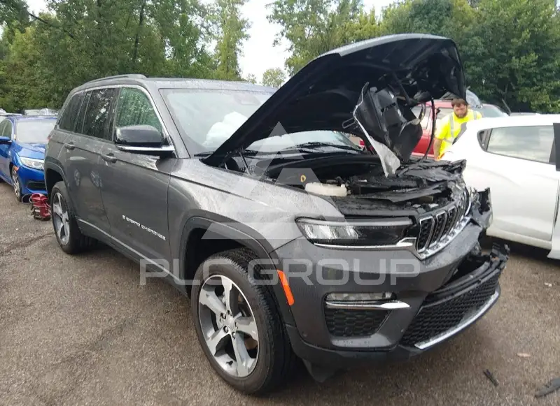 2025 Jeep Grand Cherokee photo