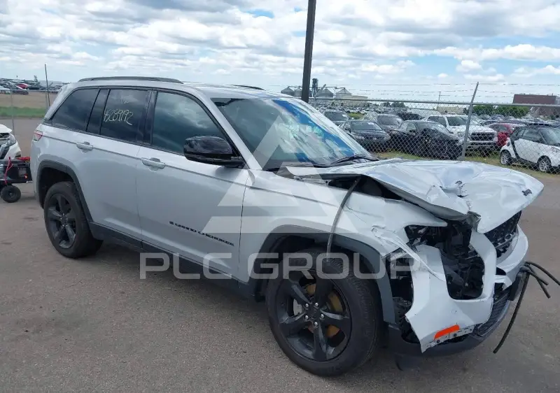 2025 Jeep Grand Cherokee фото