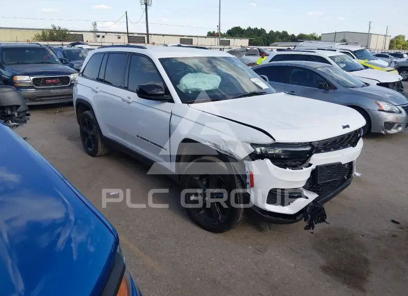 2025 Jeep Grand Cherokee photo