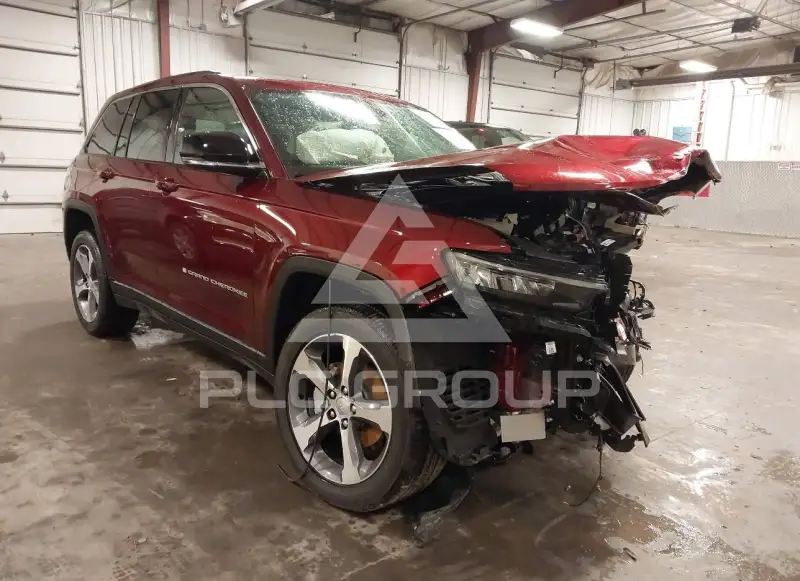 2025 Jeep Grand Cherokee photo
