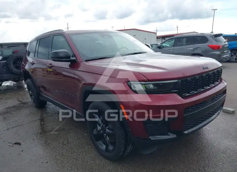 2025 Jeep Grand Cherokee photo
