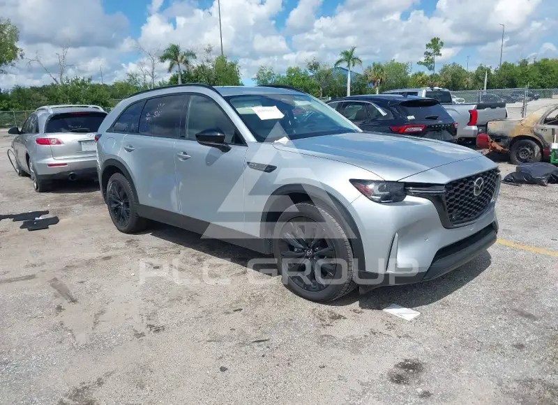 2025 Mazda CX-90 photo
