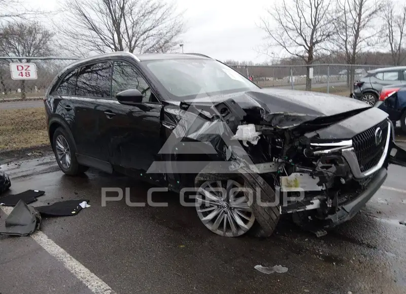 2025 Mazda CX-90 photo