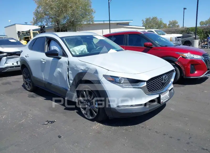 2025 Mazda CX-30 фото