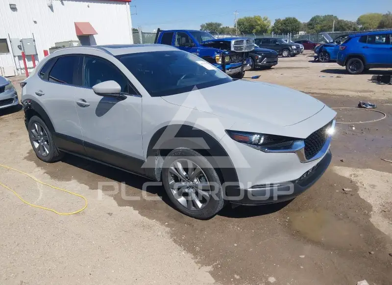 2025 Mazda CX-30 фото