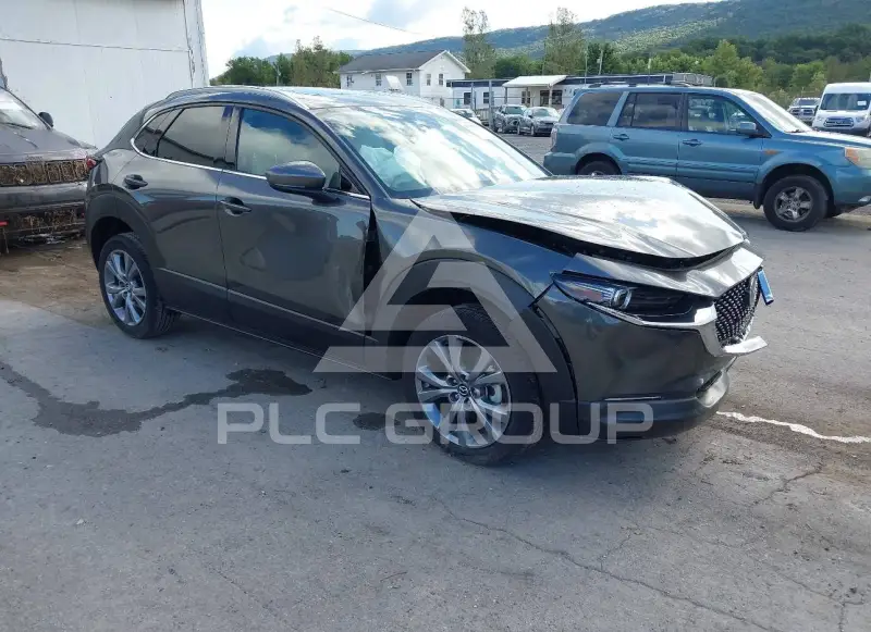 2025 Mazda CX-30 photo