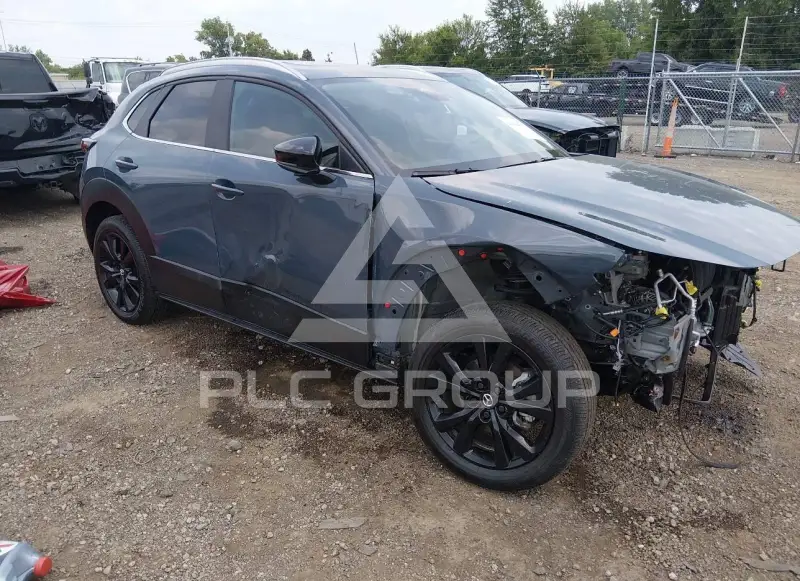 2025 Mazda CX-30 фото
