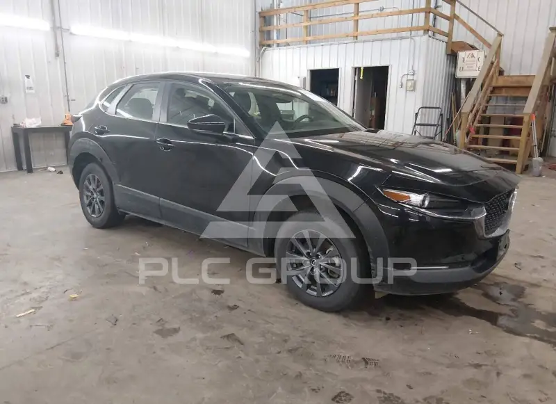 2025 Mazda CX-30 фото
