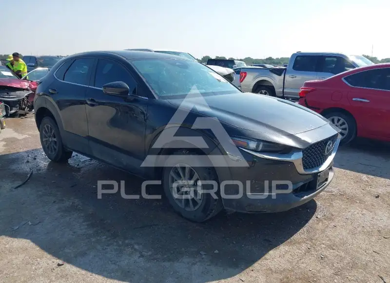 2025 Mazda CX-30 photo