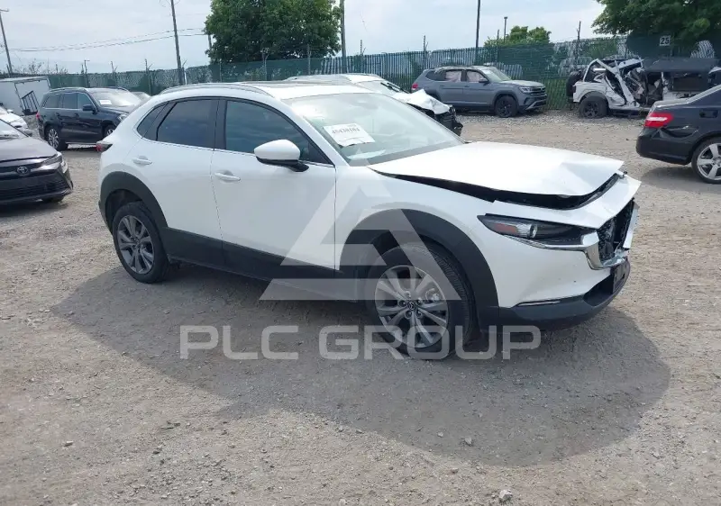 2025 Mazda CX-30 фото
