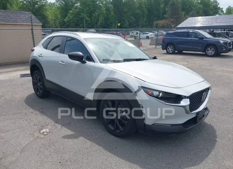 2025 Mazda CX-30 photo