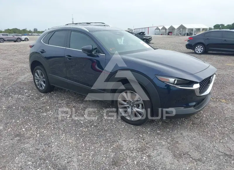 2025 Mazda CX-30 фото