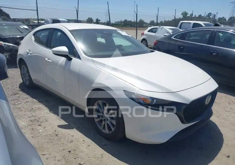 2025 Mazda 3 фото