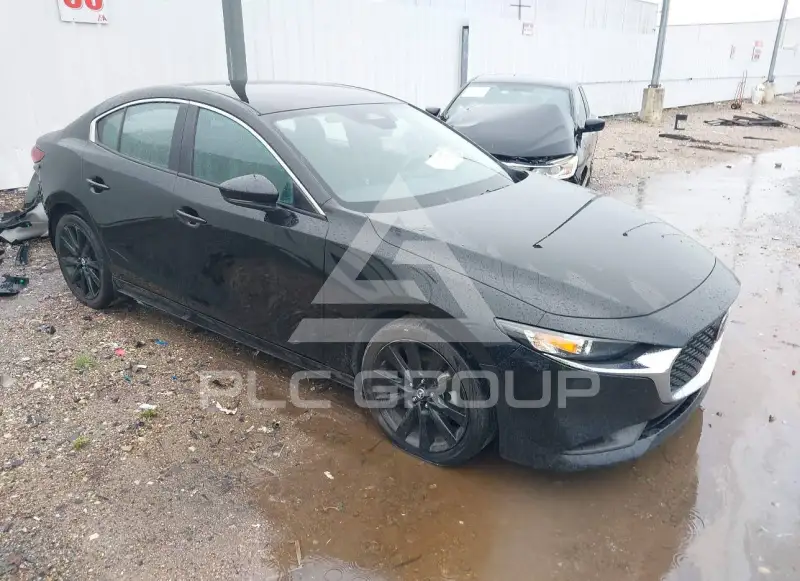 2025 Mazda 3 photo