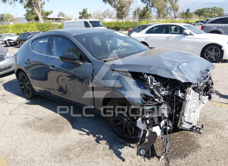 2025 Mazda 3 фото