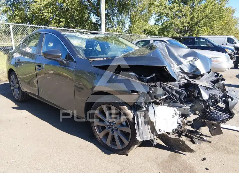 2025 Mazda 3 фото