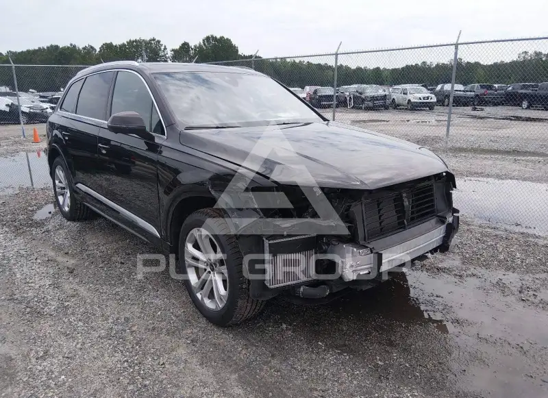 2025 Audi Q7 фото