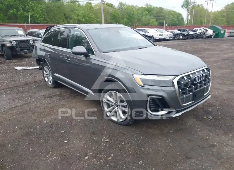 2025 Audi Q7 фото