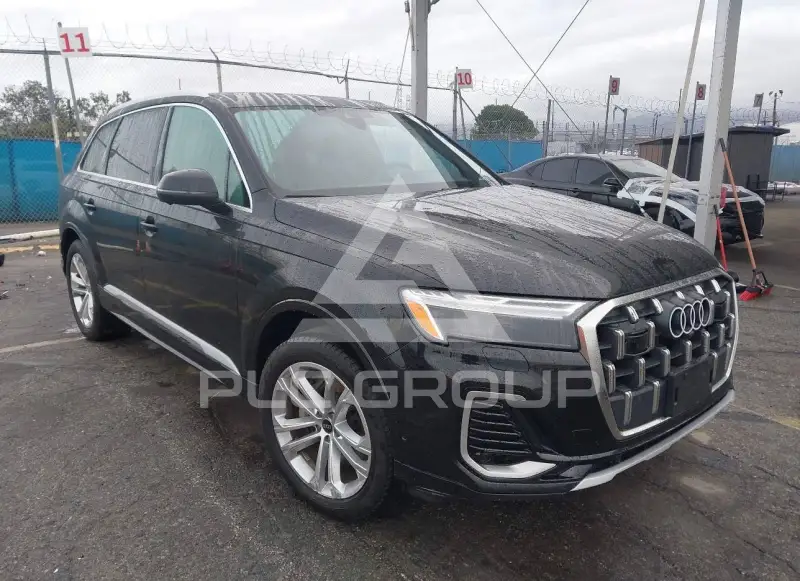 2025 Audi Q7 фото