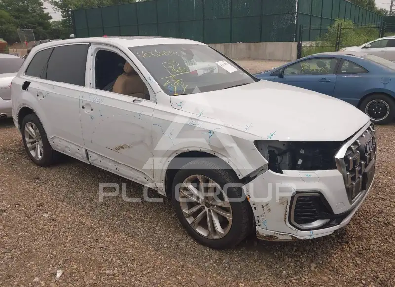2025 Audi Q7 фото