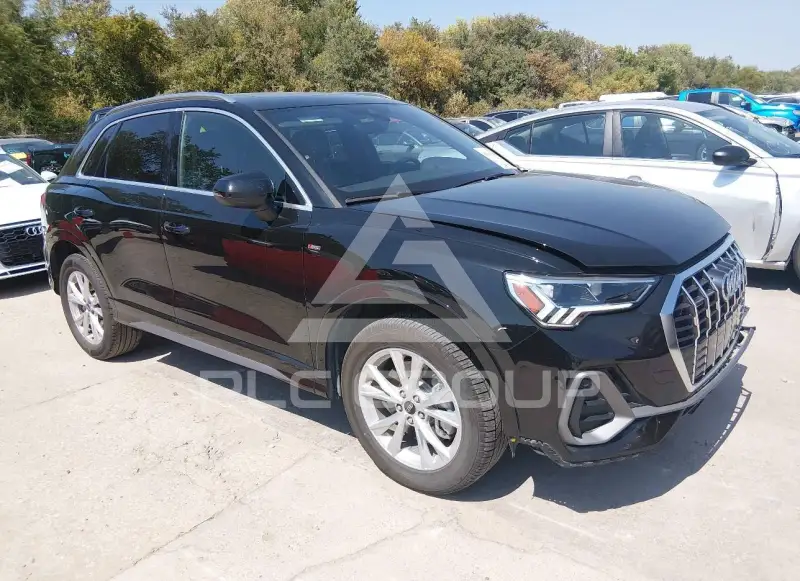 2025 Audi Q3 photo